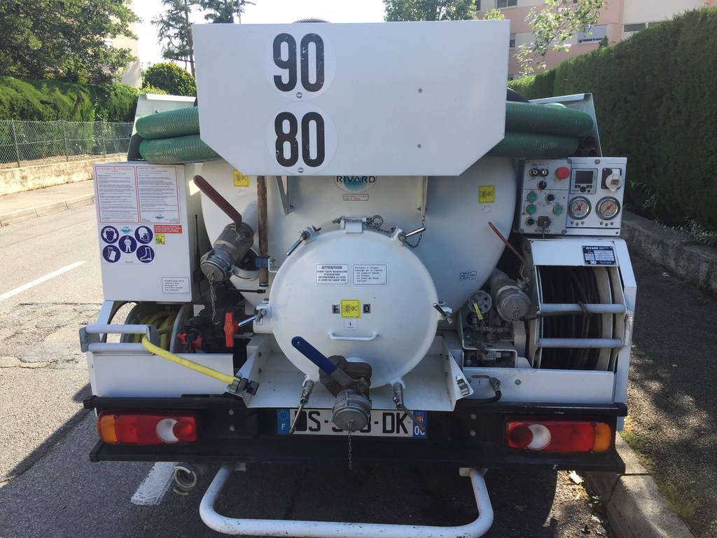 Débouchage canalisation à Le Bar-sur-Loup (06620) 1